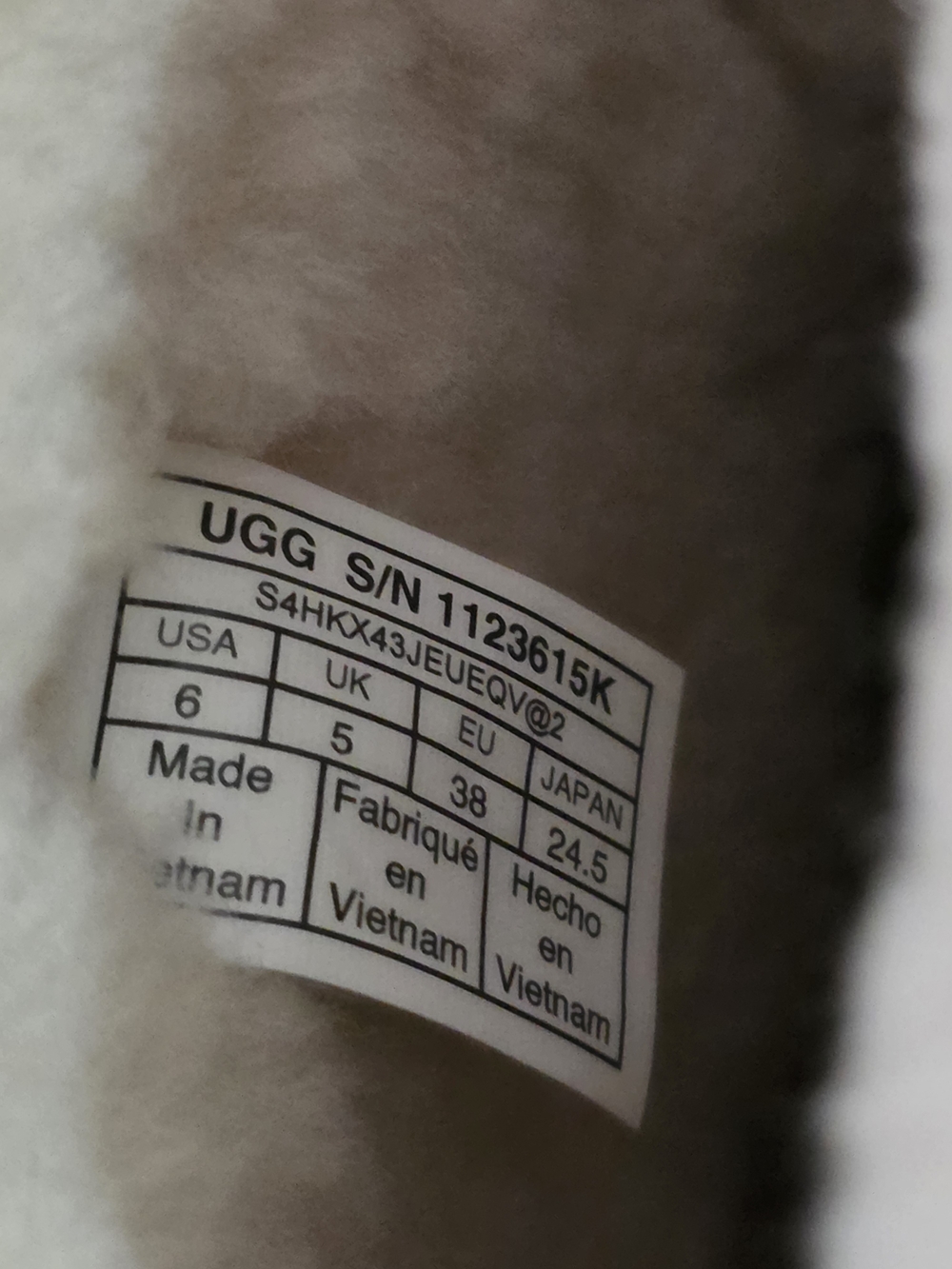 UGG Kids Classic II Spots boots in Chestnut Sparkle suede Size 6 - Picture 10 of 11
